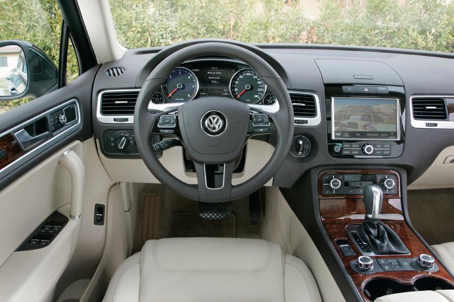  Volkswagen Touareg 2010 года  (фото 67 из 139)